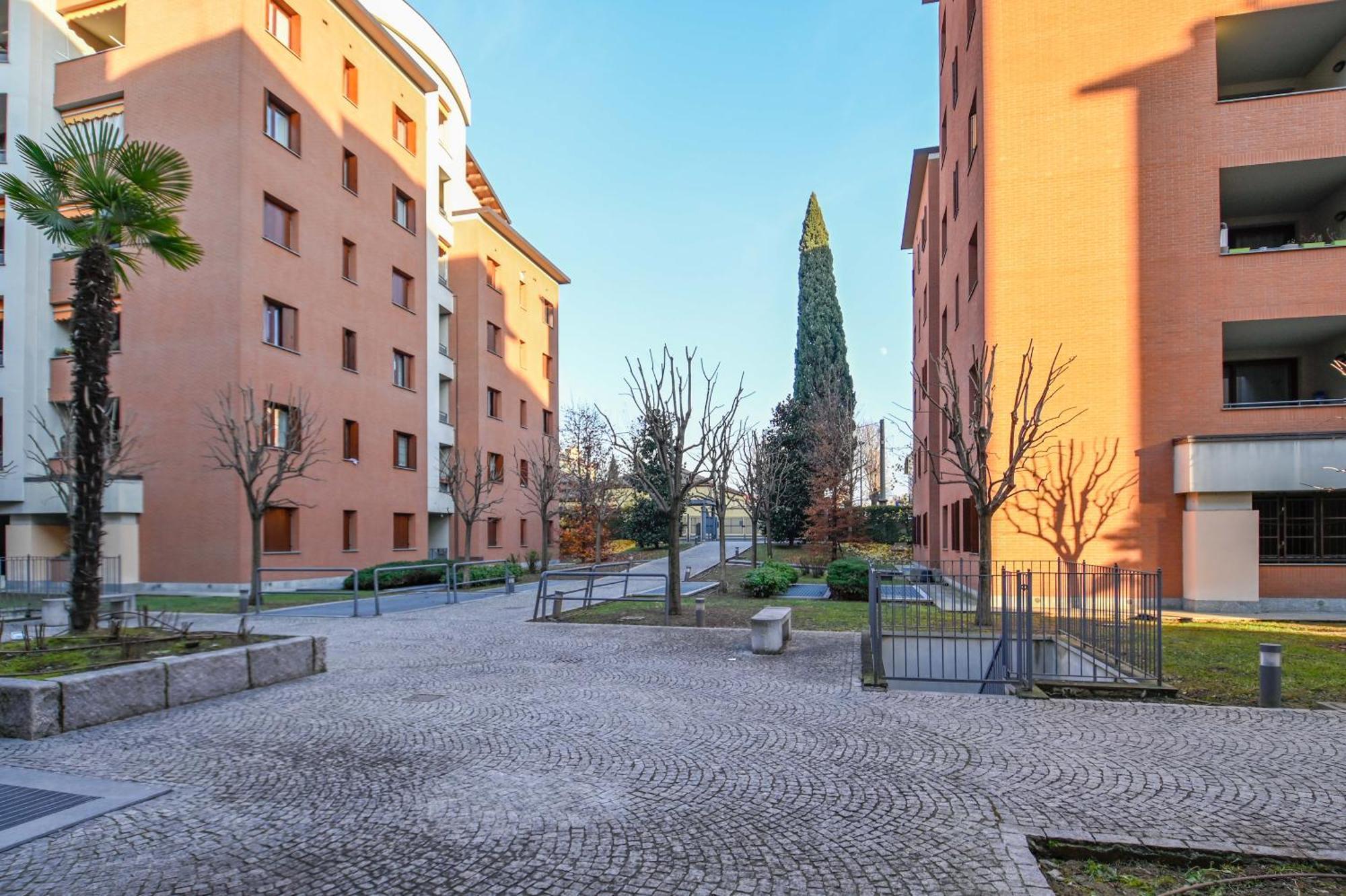 Apartamento Bilocale Chic, 10 Min Aeroporto Milano-Bergamo, Box Auto E Aria Condizionata Seriate Exterior foto