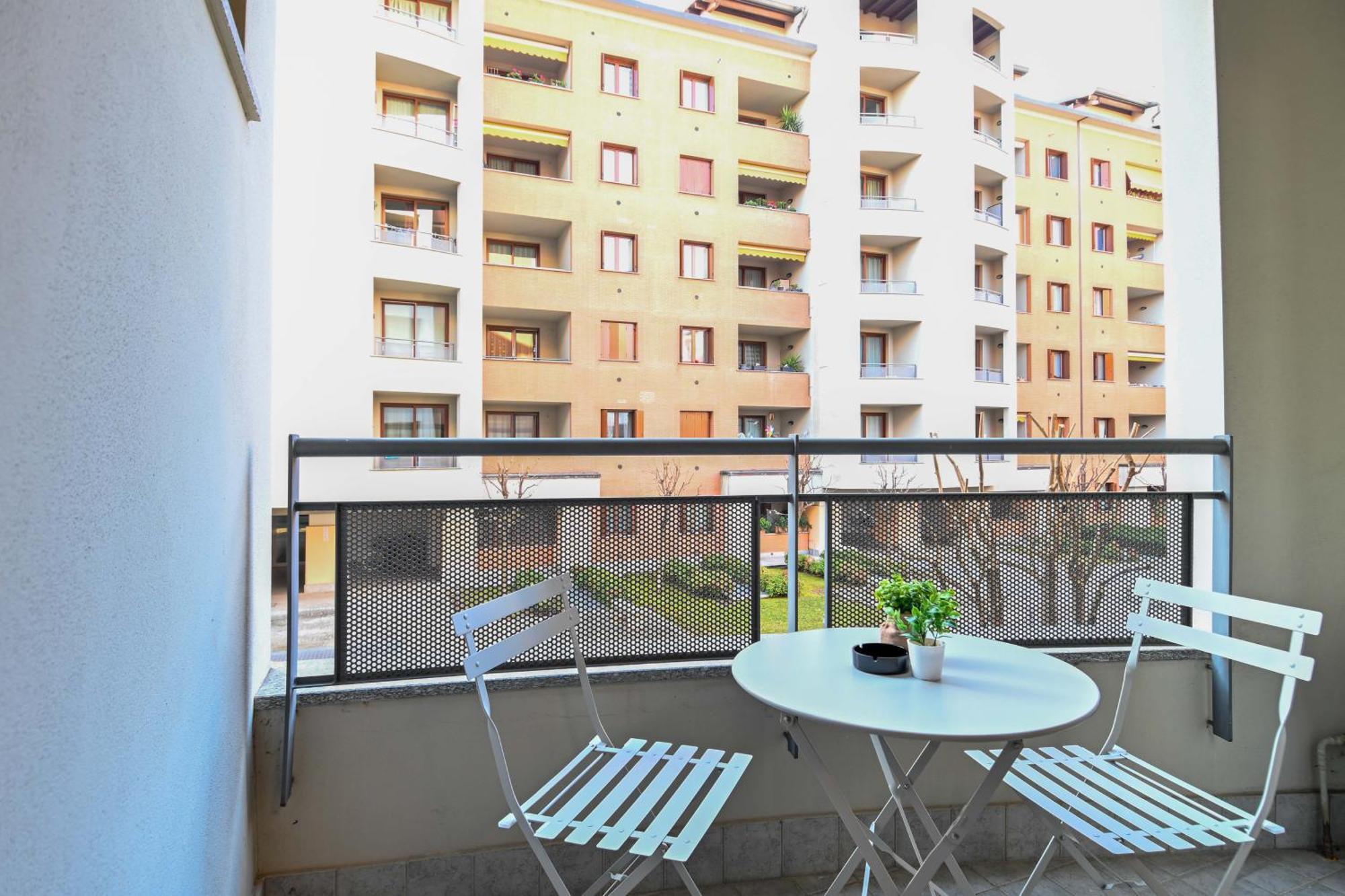 Apartamento Bilocale Chic, 10 Min Aeroporto Milano-Bergamo, Box Auto E Aria Condizionata Seriate Exterior foto